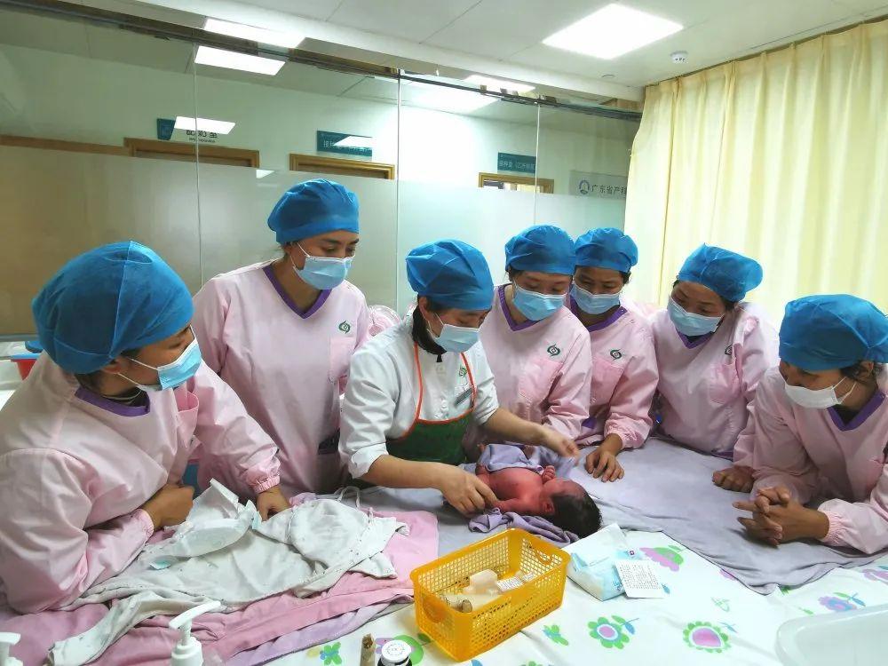 镇江妇婴监护型护送